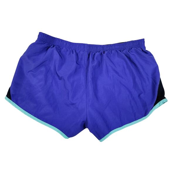 Nike Large Purple Workout Shorts - Picture 2 of 5